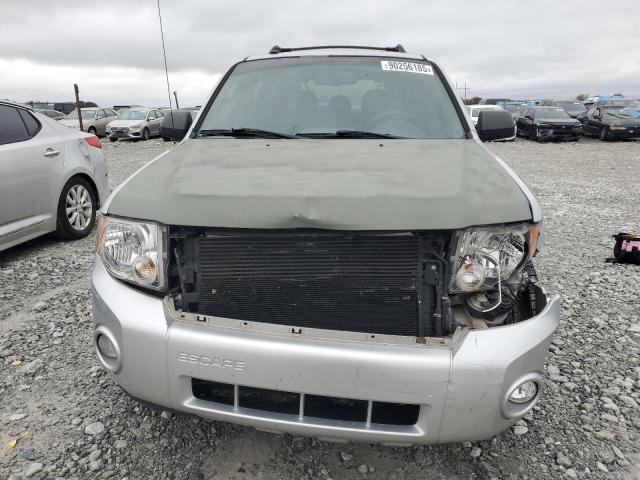 1FMCU0DGXBKC42810 - 2011 FORD ESCAPE XLT SILVER photo 5