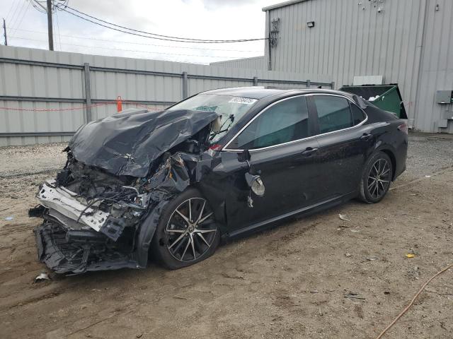 2022 TOYOTA CAMRY SE, 