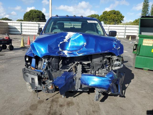 1C6RR6FG2JS325623 - 2018 RAM 1500 ST Blau Foto 5