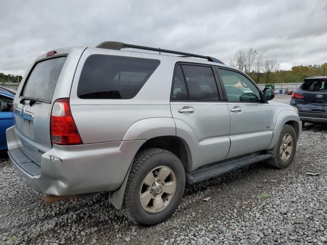 JTEZU14RX68064210 - 2006 TOYOTA 4RUNNER SR5 银色 照片 3