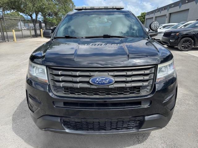1FM5K8ARXJGA45978 - 2018 FORD EXPLORER POLICE INTERCEPTOR أسود صورة 5