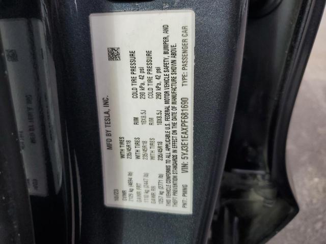 5YJ3E1EAXPF681690 - 2023 TESLA MODEL 3 Gris foto 12