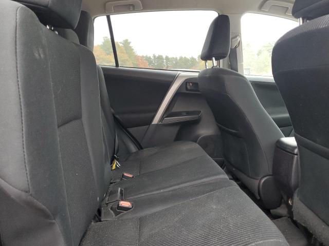 2T3BFREV0JW767344 - 2018 TOYOTA RAV4 LE RED photo 11