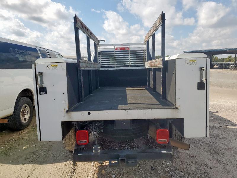 3C6MR4AJXHG771019 - 2017 RAM 2500 ST WHITE photo 6