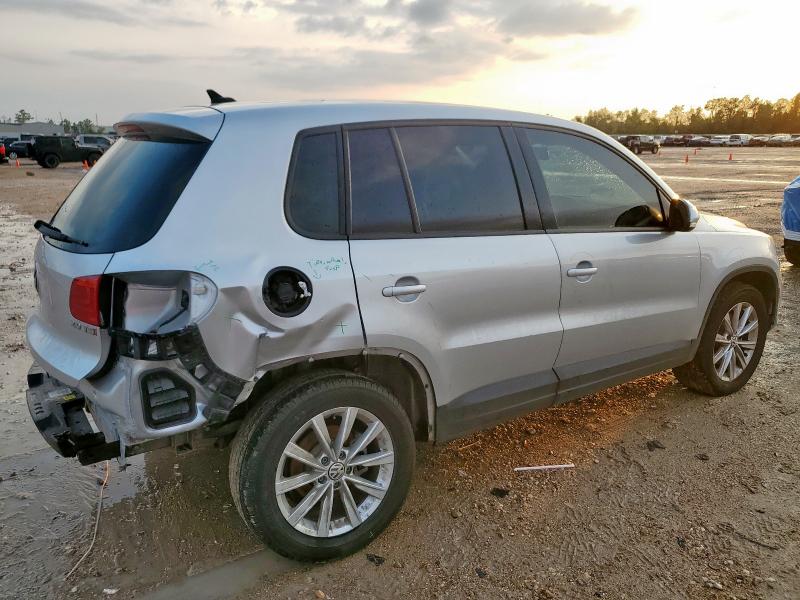 WVGAV3AX5EW539913 - 2014 VOLKSWAGEN TIGUAN S فضي صورة 3