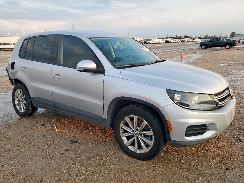 WVGAV3AX5EW539913 - 2014 VOLKSWAGEN TIGUAN S فضي صورة 4