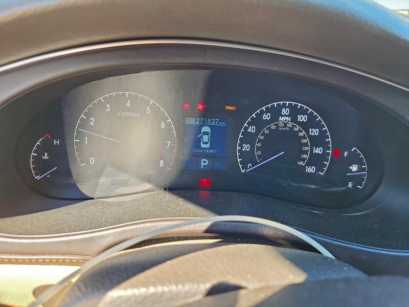 KMHGC4DD7CU168074 - 2012 HYUNDAI GENESIS 3.8L 白色 照片 9