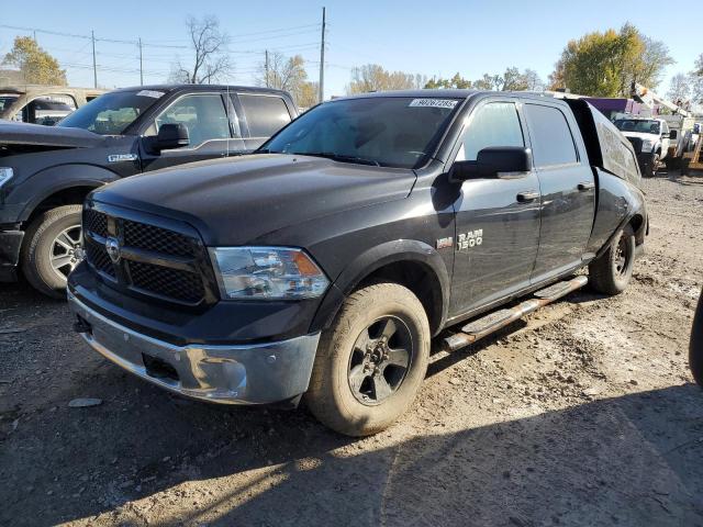 2016 RAM 1500 SLT, 