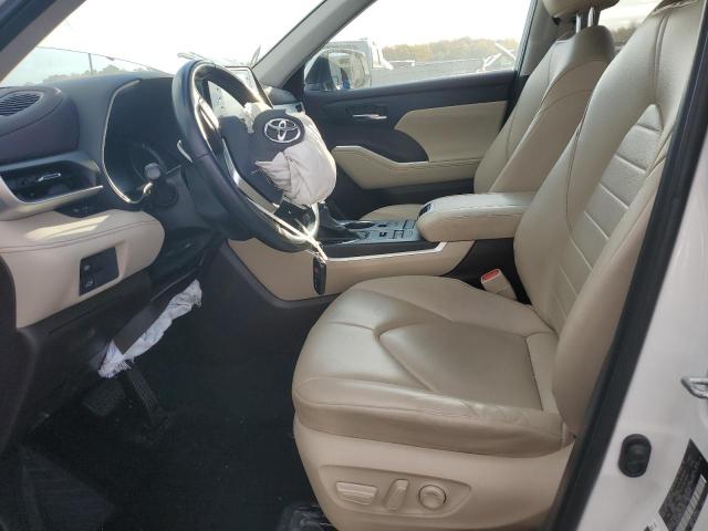 5TDHZRBHXMS130581 - 2021 TOYOTA HIGHLANDER XLE Beyaz fotoğraf 7