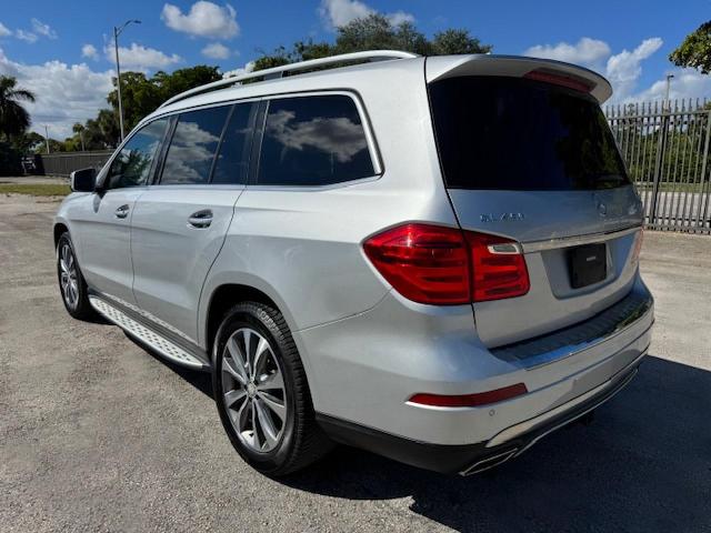4JGDF6EE3GA702109 - 2016 MERCEDES-BENZ GL 450 4MATIC SILVER photo 2