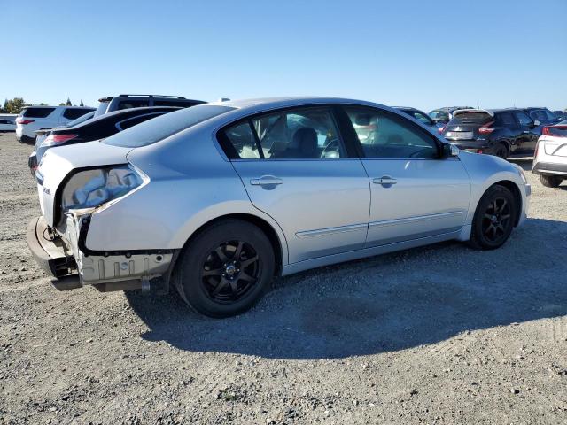 1N4AL2AP4AN468083 - 2010 NISSAN ALTIMA BASE SILVER photo 3