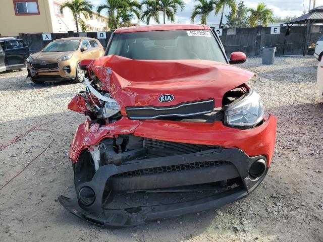 KNDJN2A28K7656541 - 2019 KIA SOUL RED photo 5