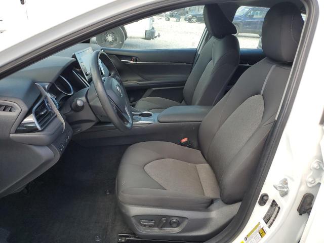 4T1C11AK9NU680525 - 2022 TOYOTA CAMRY LE WHITE photo 7