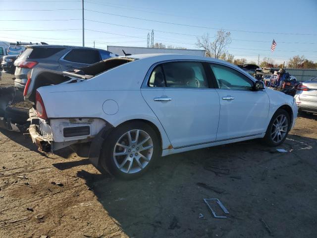 1G1ZE5EB4AF267097 - 2010 CHEVROLET MALIBU LTZ أبيض صورة 3