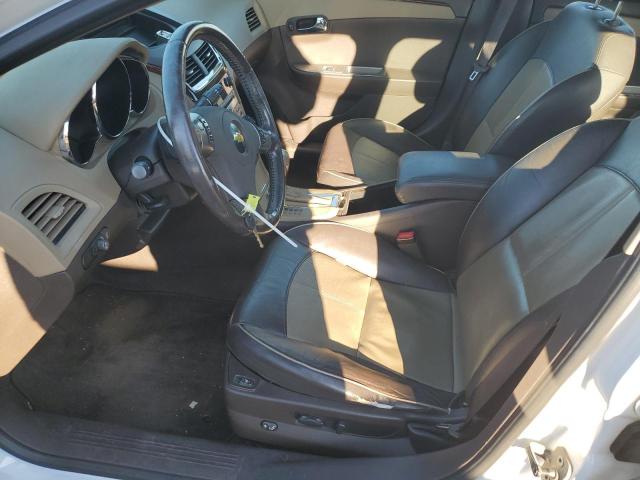 1G1ZE5EB4AF267097 - 2010 CHEVROLET MALIBU LTZ أبيض صورة 7