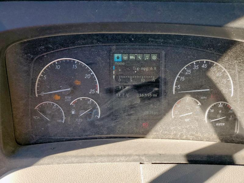 3AKJHLDV6MSMH0972 - 2021 FREIGHTLINER CASCADIA 1 白色 照片 8