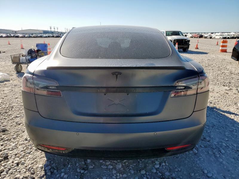 5YJSA1E23HF231686 - 2017 TESLA MODEL S ნაცრისფერი ფოტო 6