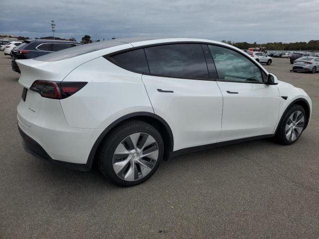 7SAYGDEE7PF666443 - 2023 TESLA MODEL Y თეთრი ფოტო 3