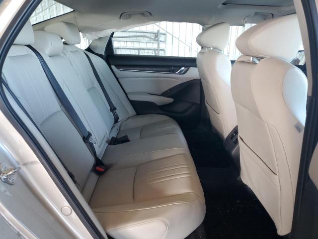 1HGCV1F96JA059237 - 2018 HONDA ACCORD TOURING GOLD photo 10