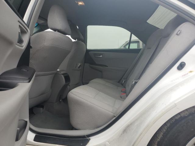 4T1BF1FK2HU811157 - 2017 TOYOTA CAMRY LE 白色 照片 10