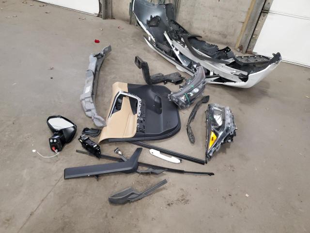 2T3F1RFV6KW051242 - 2019 TOYOTA RAV4 LE WHITE photo 13