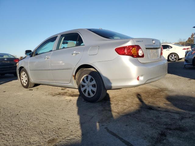 1NXBU4EE3AZ205780 - 2010 TOYOTA COROLLA BASE Күміс фото 2