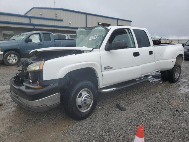 2004 CHEVROLET SILVERADO K3500, 