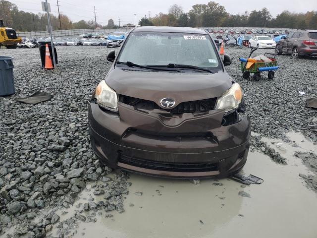 JTKKU4B40B1009131 - 2011 TOYOTA SCION XD BROWN photo 5