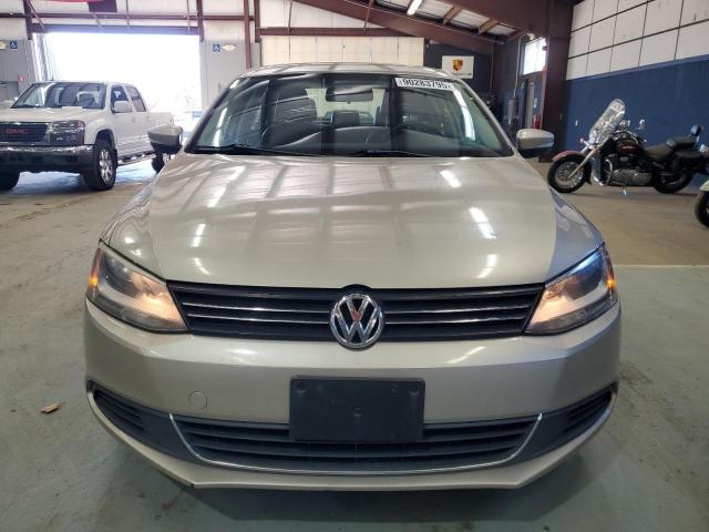 3VWDP7AJ6DM216044 - 2013 VOLKSWAGEN JETTA SE Bej foto 5