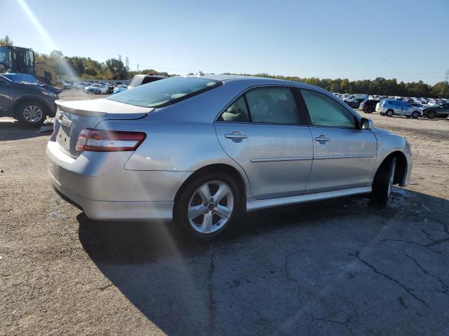 4T1BF3EK8BU149329 - 2011 TOYOTA CAMRY BASE Gümüş foto 3