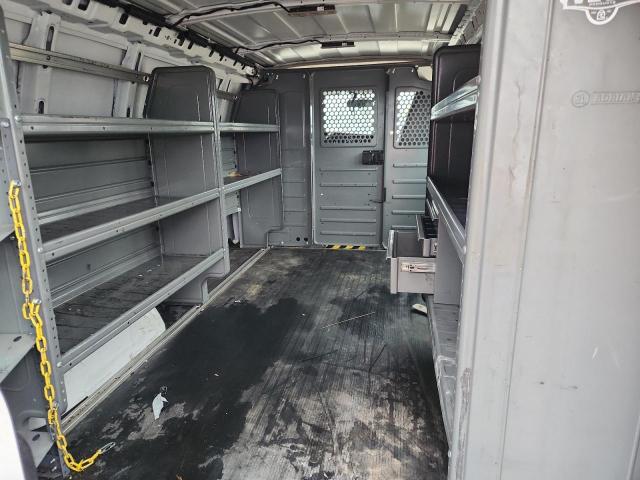 1GCWGAF74M1253399 - 2021 CHEVROLET EXPRESS G2 白色 照片 10