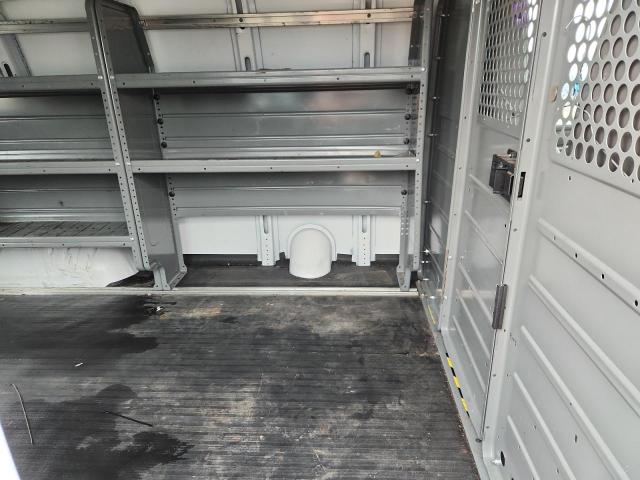 1GCWGAF74M1253399 - 2021 CHEVROLET EXPRESS G2 白色 照片 11