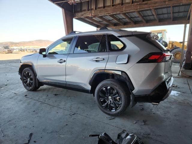 JTM16RFV7PD113828 - 2023 TOYOTA RAV4 SE GRAY photo 2