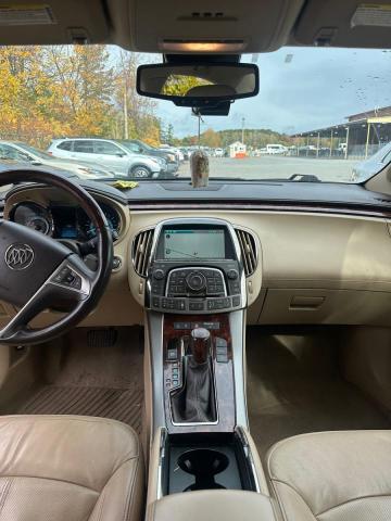 1G4GF5E31CF372702 - 2012 BUICK LACROSSE PREMIUM WHITE photo 9