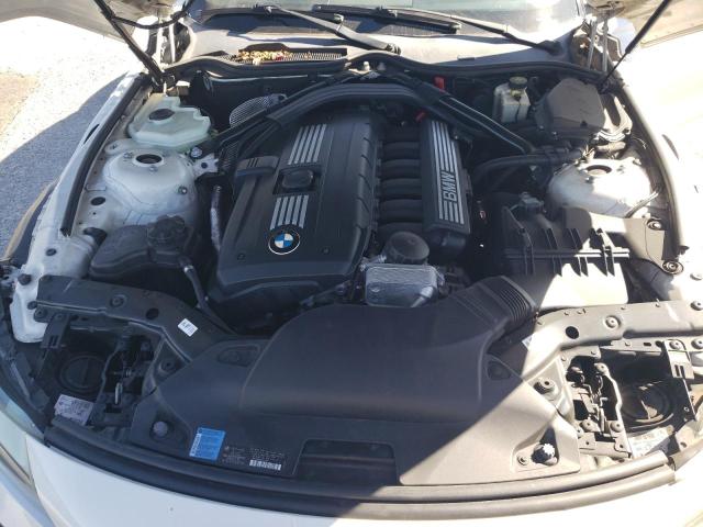 WBALM5C56BE378381 - 2011 BMW Z4 SDRIVE30I WHITE photo 11
