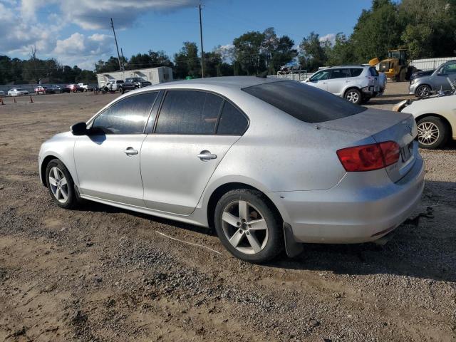3VW3L7AJ1CM385698 - 2012 VOLKSWAGEN JETTA TDI SILVER photo 2