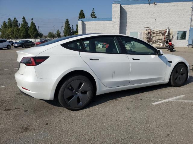 5YJ3E1EA2PF648361 - 2023 TESLA MODEL 3 WHITE photo 3