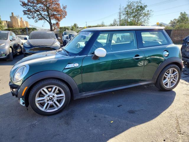 2011 MINI COOPER S, 