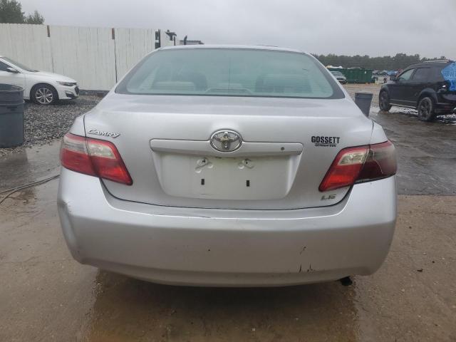 4T4BE46K48R046625 - 2008 TOYOTA CAMRY CE 银色 照片 6
