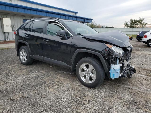 2T3P1RFV3MW192910 - 2021 TOYOTA RAV4 XLE BLACK photo 4