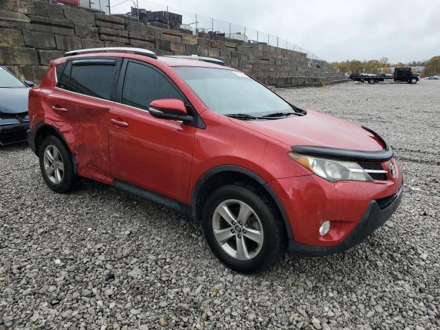 2T3RFREV7FW309421 - 2015 TOYOTA RAV4 XLE RED photo 4