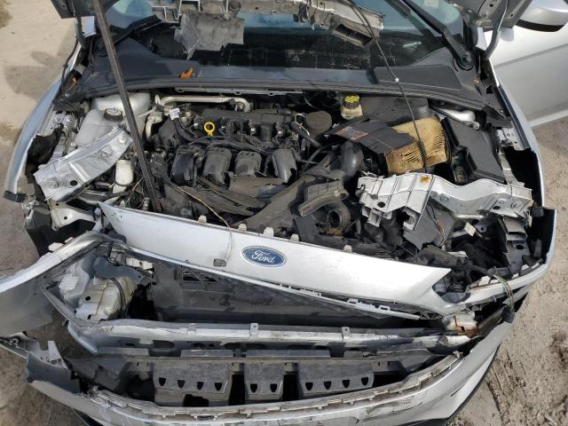 1FADP3F29JL233999 - 2018 FORD FOCUS SE 银色 照片 11