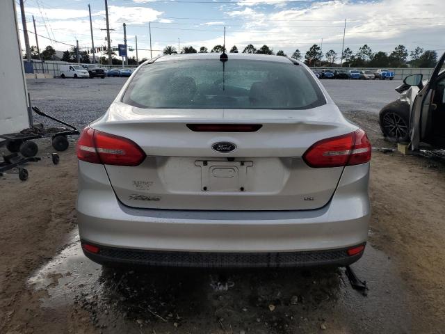 1FADP3F29JL233999 - 2018 FORD FOCUS SE 银色 照片 6