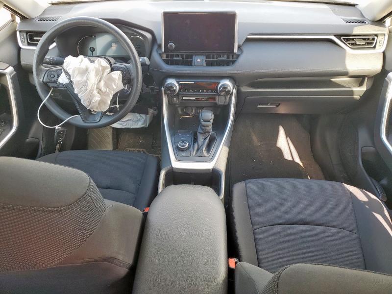 JTMLWRFV7SD328661 - 2025 TOYOTA RAV4 LE WHITE photo 8