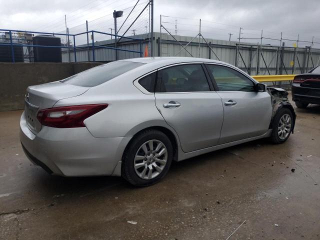 1N4AL3AP9JC477623 - 2018 NISSAN ALTIMA 2.5 Silber Foto 3