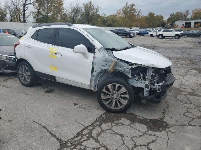 KL4CJASB9LB009460 - 2020 BUICK ENCORE PREFERRED WHITE photo 4