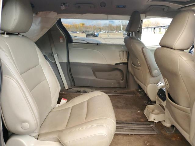5TDYZ3DC4JS963349 - 2018 TOYOTA SIENNA XLE Коричневый фото 11