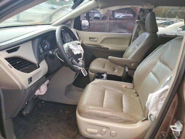 5TDYZ3DC4JS963349 - 2018 TOYOTA SIENNA XLE Коричневый фото 7