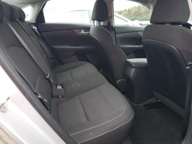 3KPF24AD7KE025078 - 2019 KIA FORTE FE ვერცხლისფერი ფოტო 10