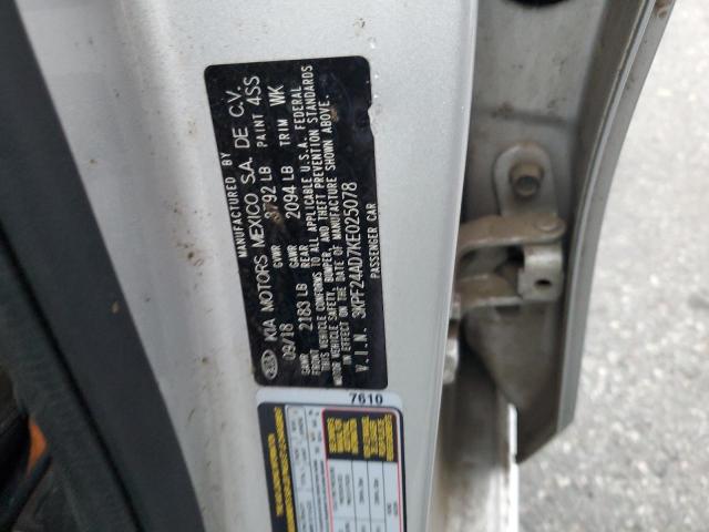 3KPF24AD7KE025078 - 2019 KIA FORTE FE ვერცხლისფერი ფოტო 12